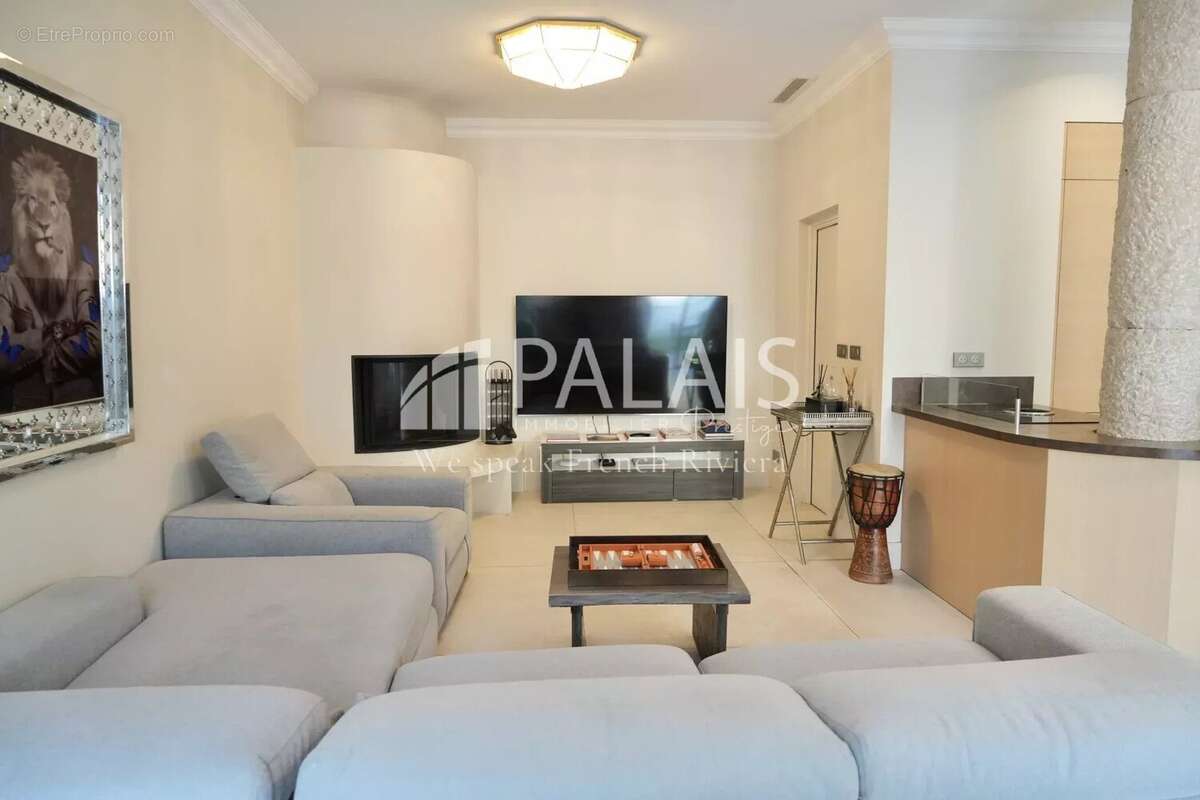 Appartement à BEAULIEU-SUR-MER