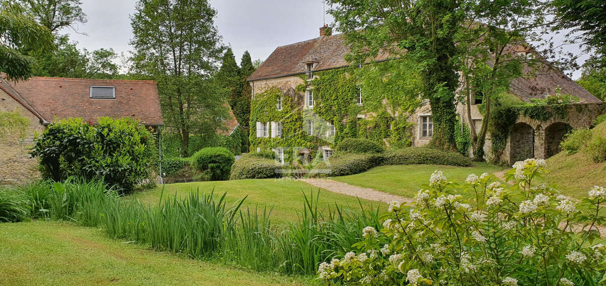 Maison 880m² à saint-chéron - photo 2