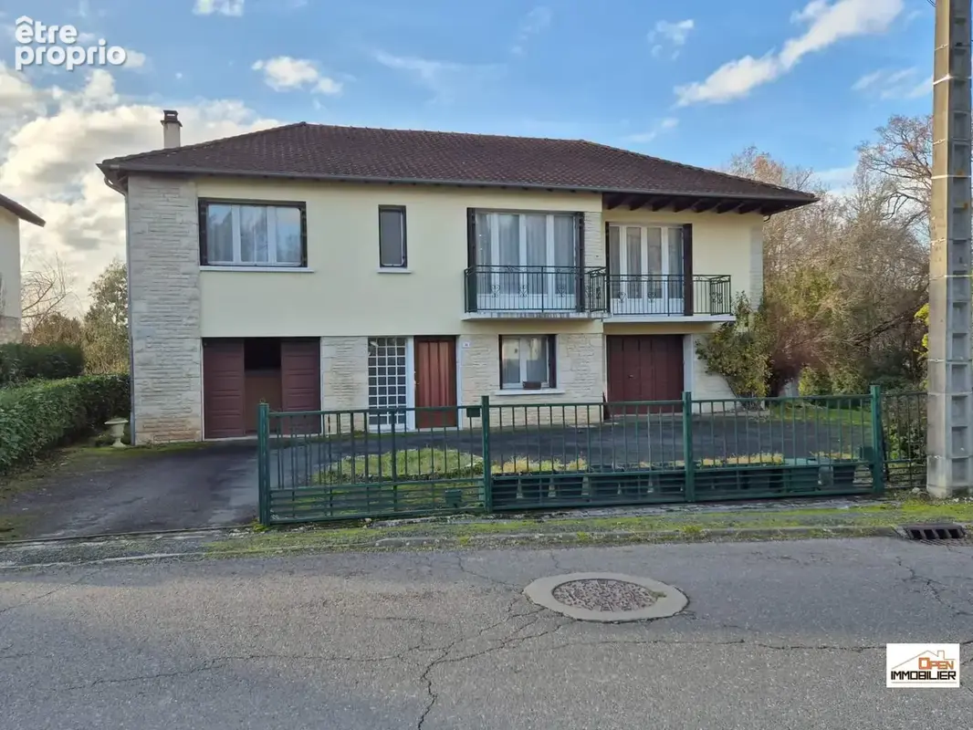 Maison à MANSAC