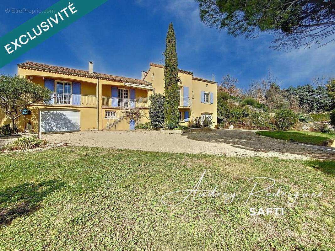 Photo 1 - Maison à CHANOS-CURSON