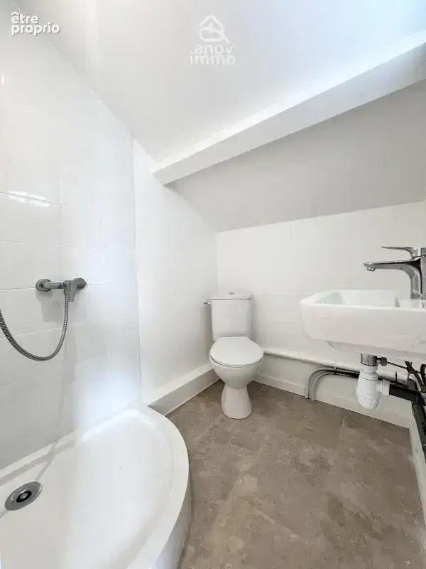 Poitiers (86000) - maison rénovée 72 m2 loi carrez - 3 chamb - photo 13