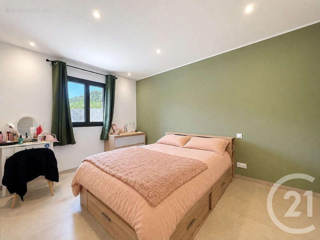 Maison 5 pièces 144 m² à vendre à Santa-Lucia-Di-Moriani (20230) - photo 11