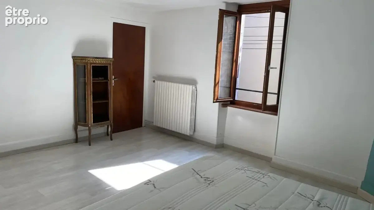 DIE – Maison rénovée dans un quartier recherché, à deux pas du marché - photo 6