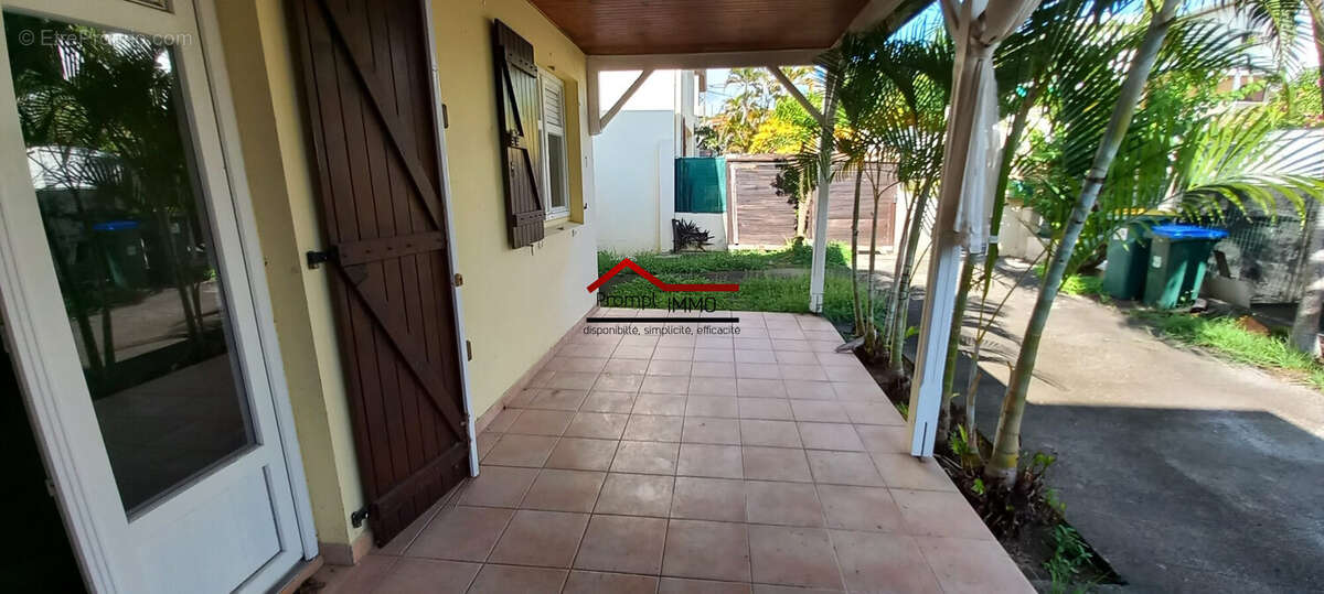 terrasse avant - Maison à CASE-PILOTE