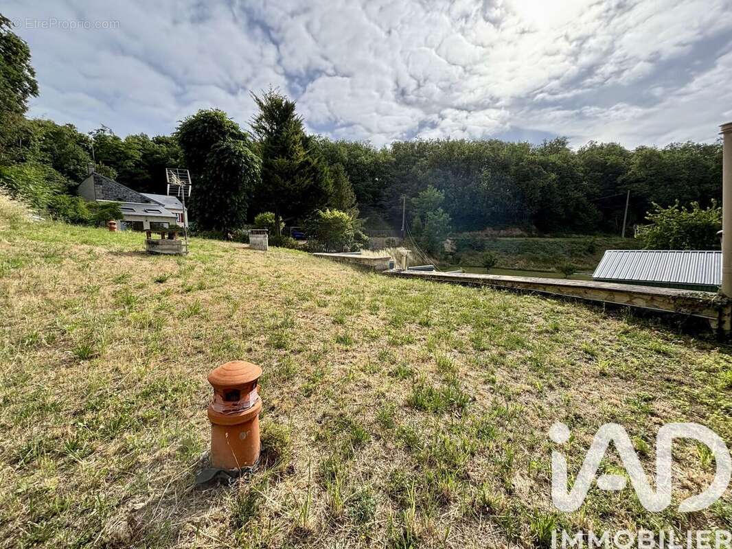 Maison 96 m² à Seuilly  - photo 4