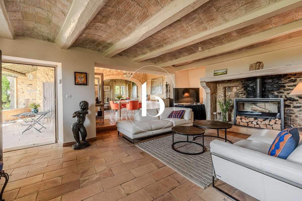 Maison à UZES