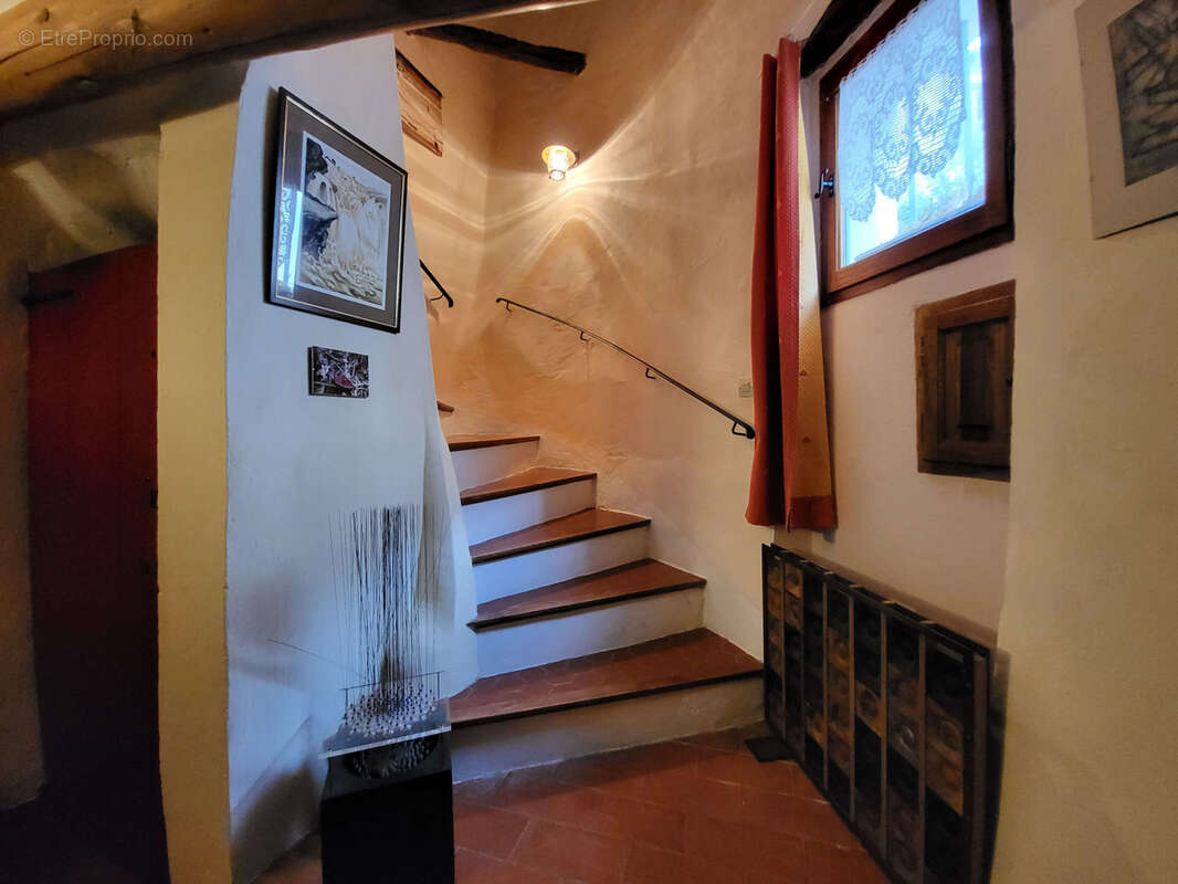 Maison de village 170 m2  avec jardin - photo 6