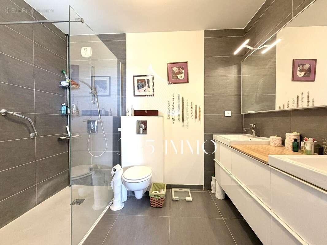 Avant dernier etage 4 pieces / vue parc charpak - photo 10
