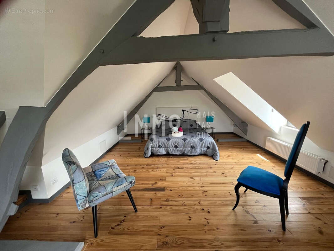 Maison à LA CHARTRE-SUR-LE-LOIR