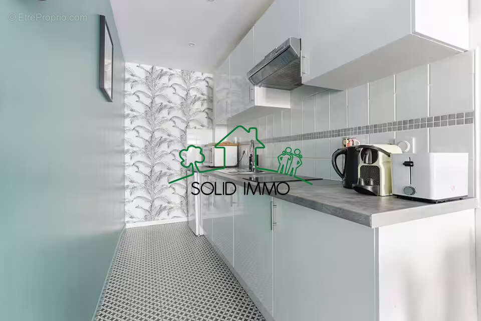 Appartement à PARIS-20E