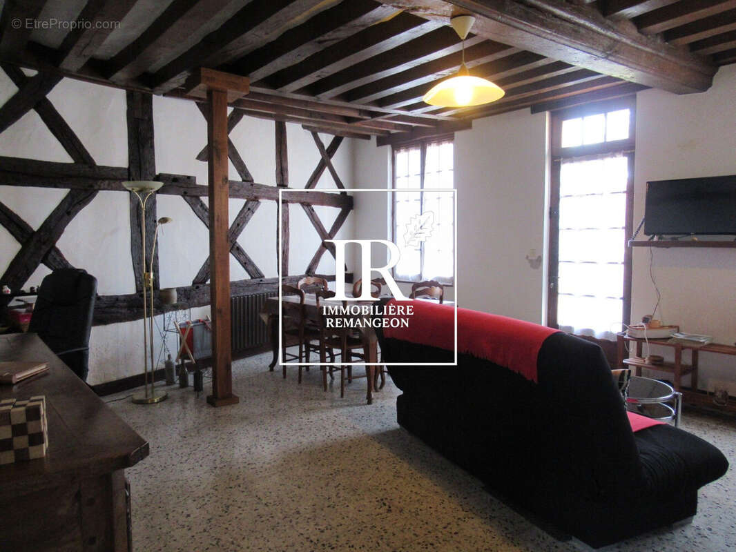 Maison 95 m² à Chaumont-Sur-Tharonne  - photo 5