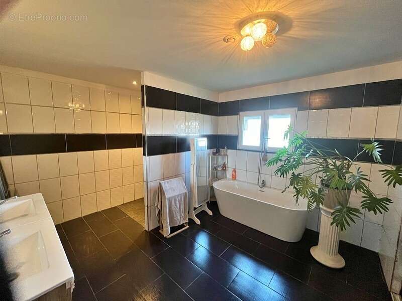 Maison à MARSEILLAN