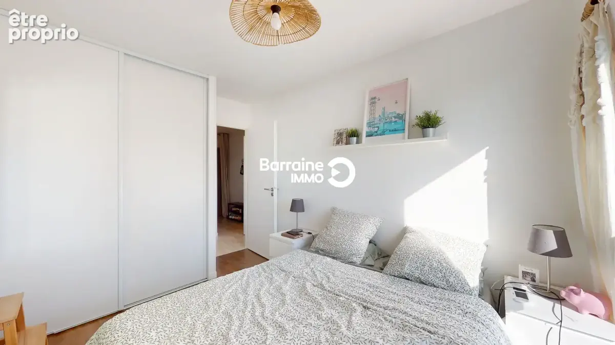 BARRAINE IMMO - A VENDRE EN EXCLUSIVITE : T3 dernier étage avec balcon et double stationnement à Guilers - Réf : PZ00393-TH - photo 10