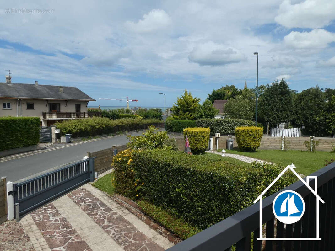 Maison à ARROMANCHES-LES-BAINS