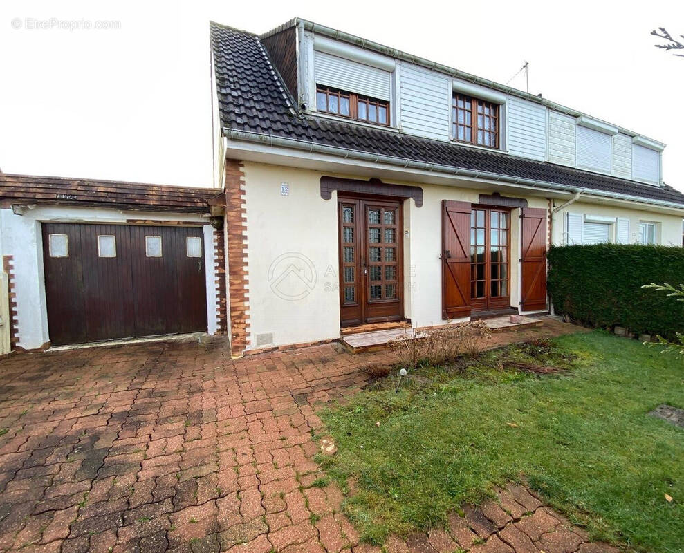 Maison à YVETOT