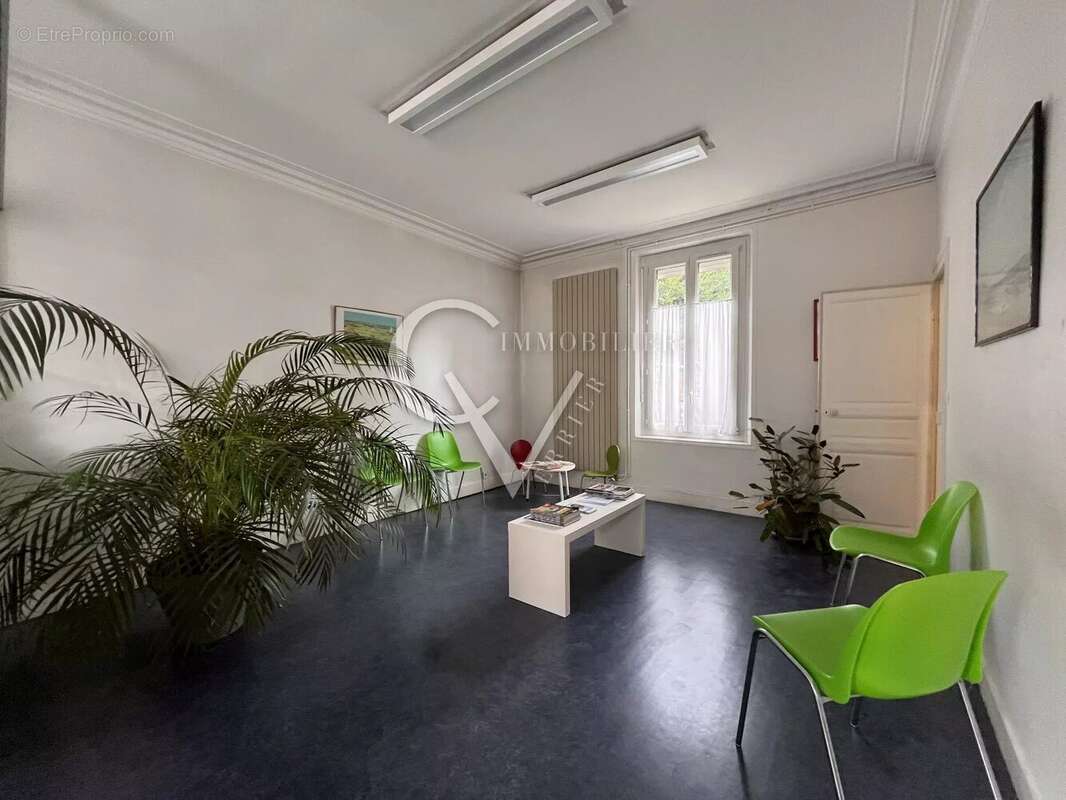 Appartement 235 m² à Etrepagny  - photo 2