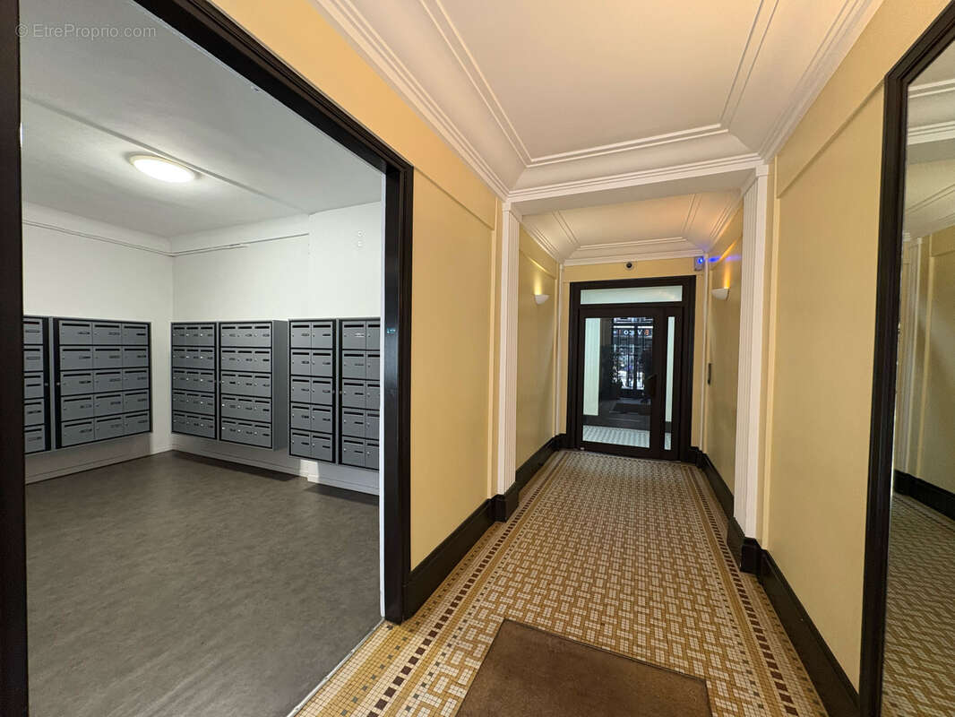 Appartement à PARIS-19E