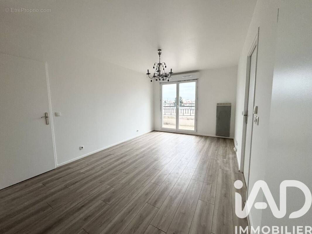 Photo 1 - Appartement à DRANCY