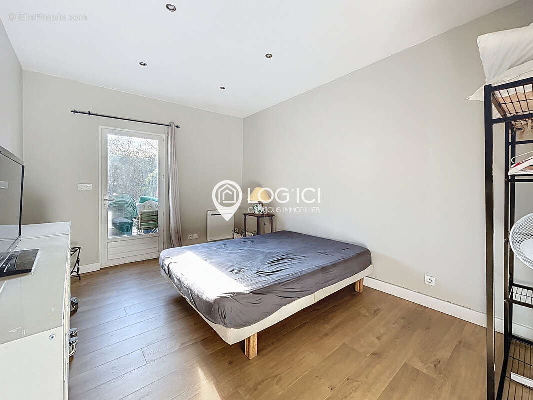 ANGAIS - Vente d'un enclos béarnais rénové avec maison d'habitation et location T4 - photo 9