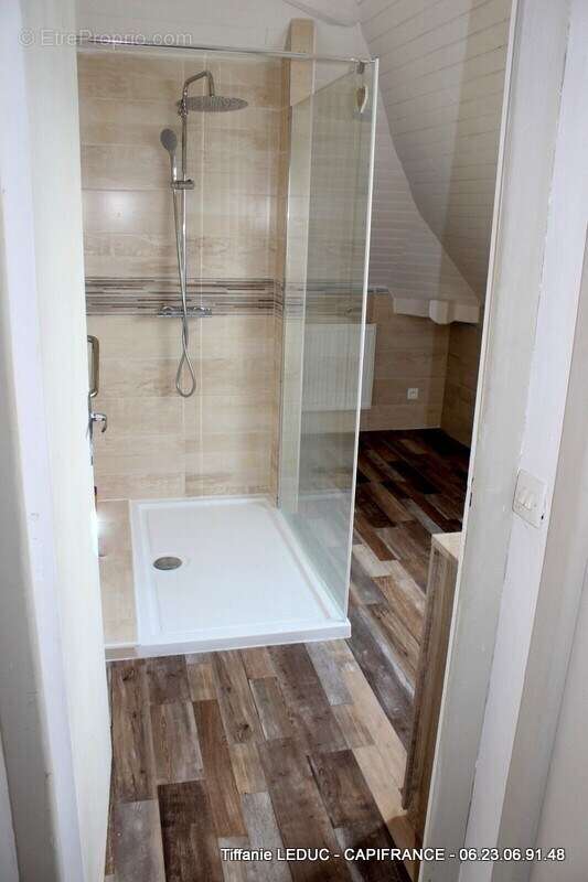 Maison à VILLEDIEU-LES-POELES