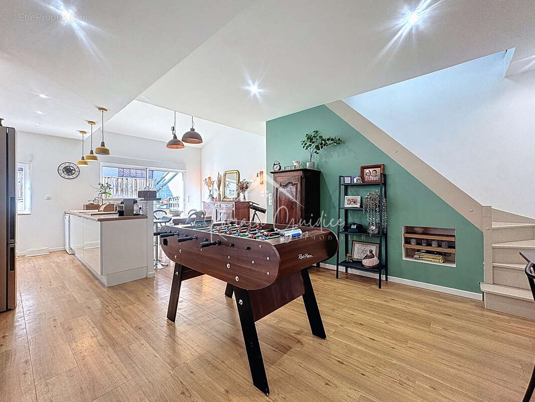 Loft en duplex 144 m2 avec deux places de parking - photo 5