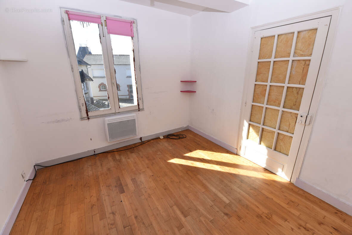 Maison à SAINT-MEEN-LE-GRAND