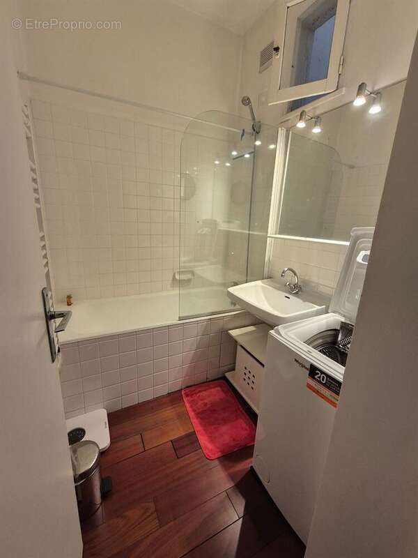 Appartement à LEVALLOIS-PERRET