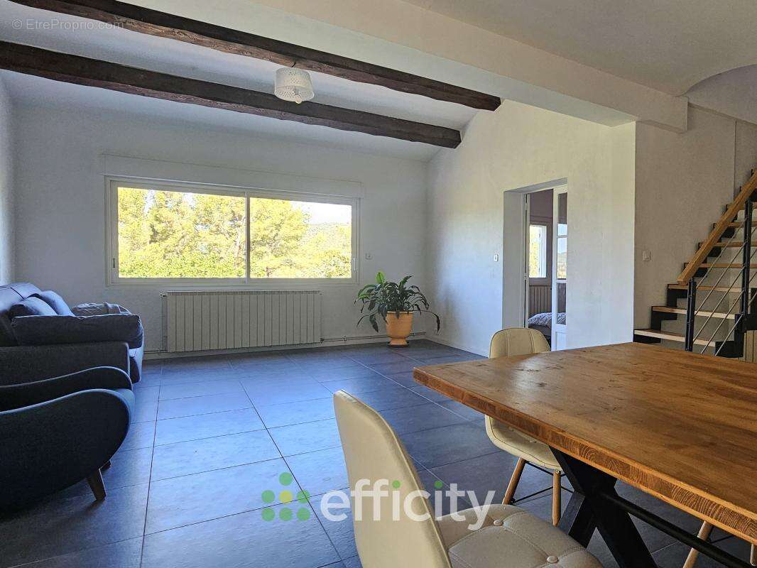 Maison 187 m² à Ceyreste  - photo 10
