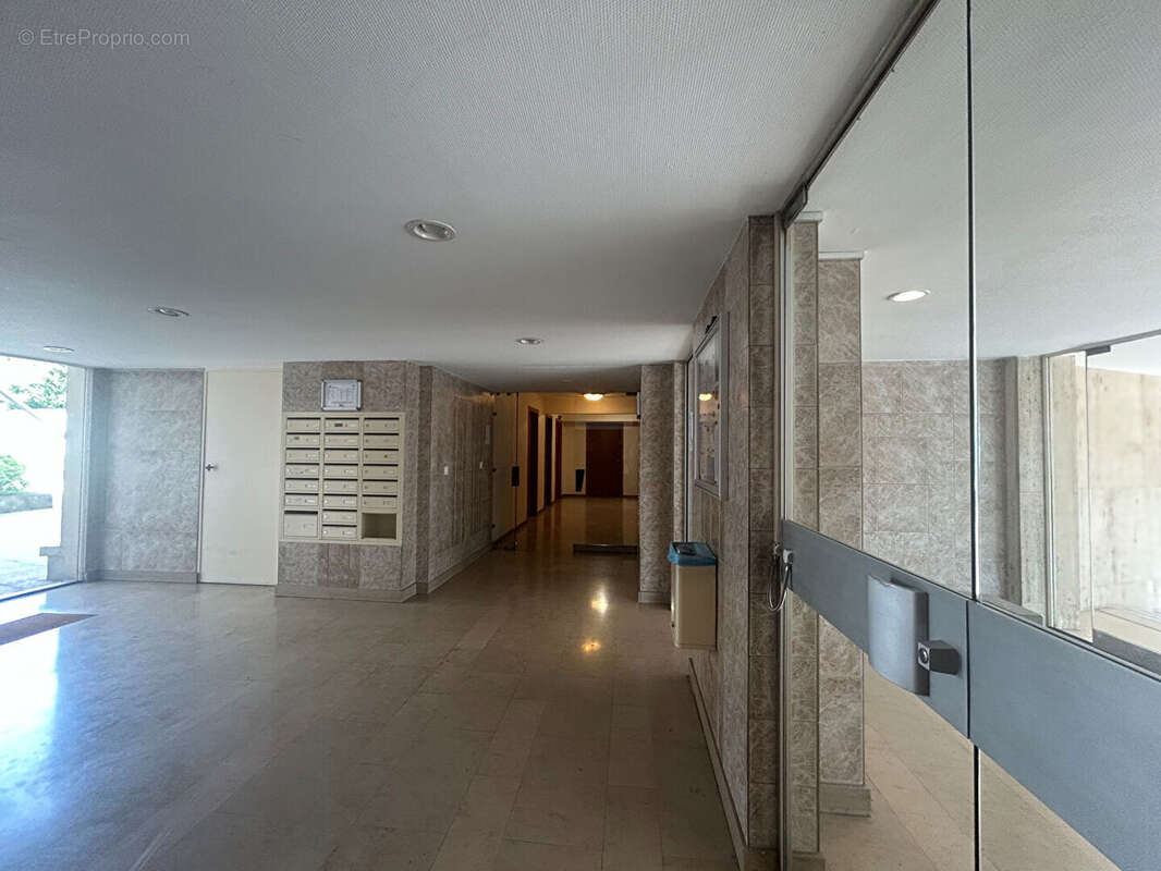 Appartement à BOURG-LA-REINE