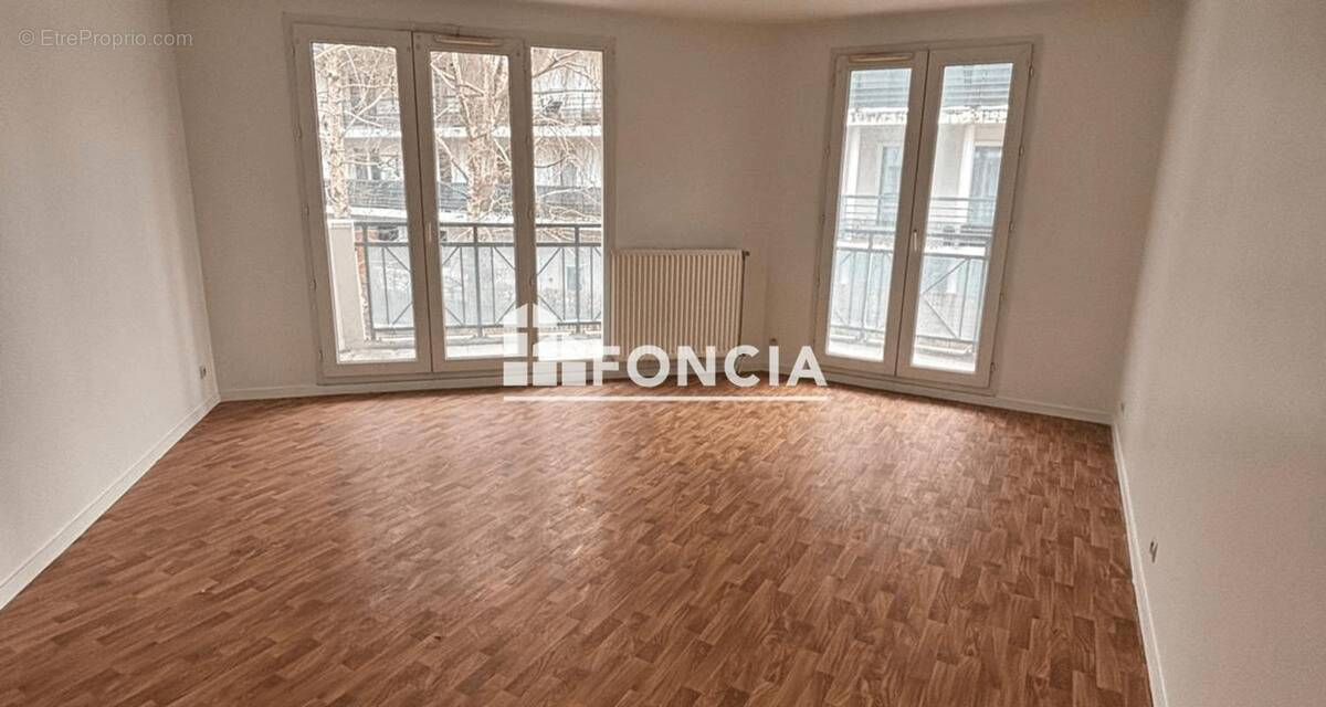 Appartement à EVRY