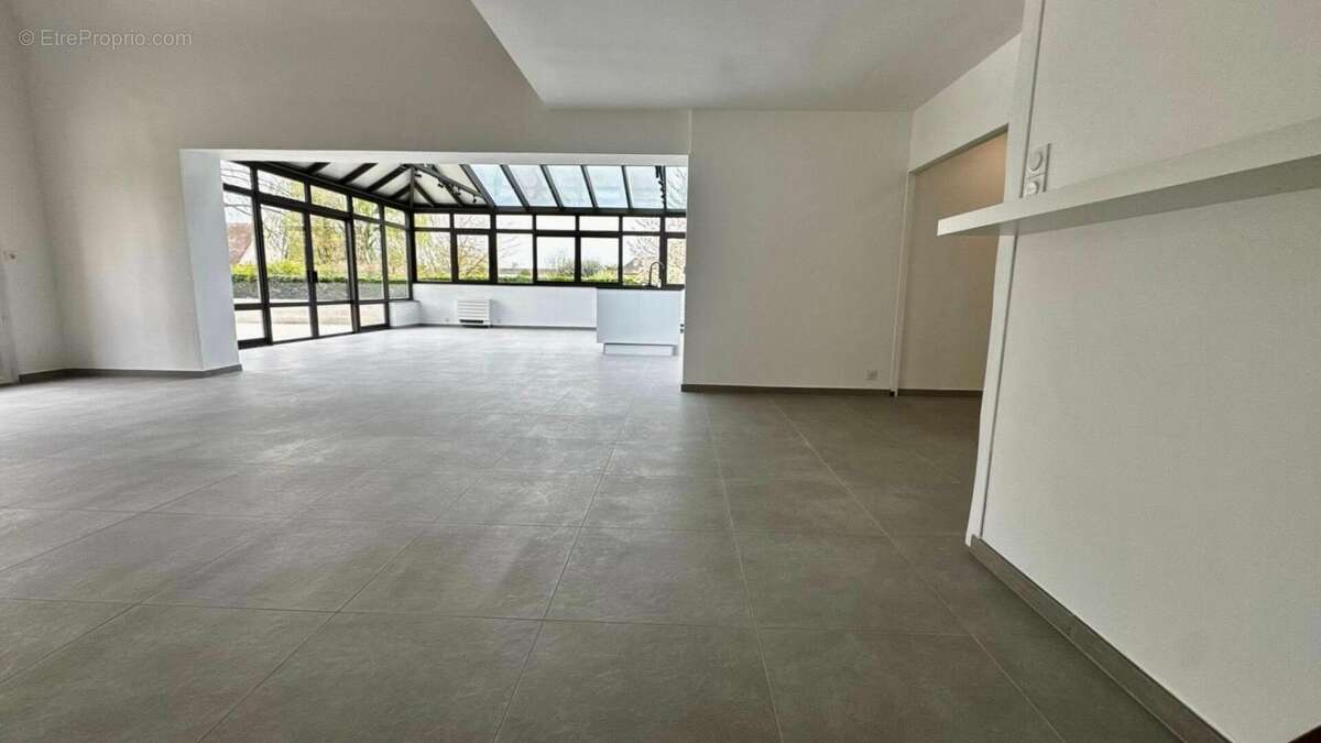 Maison à MAROLLES-EN-HUREPOIX