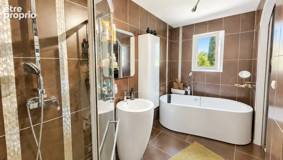 Maison 93 m² à Orange  - photo 12