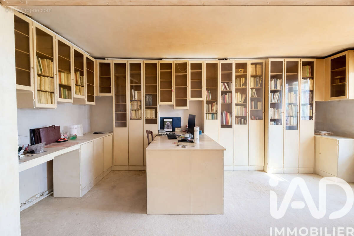 Photo 5 - Appartement à L'ISLE-ADAM