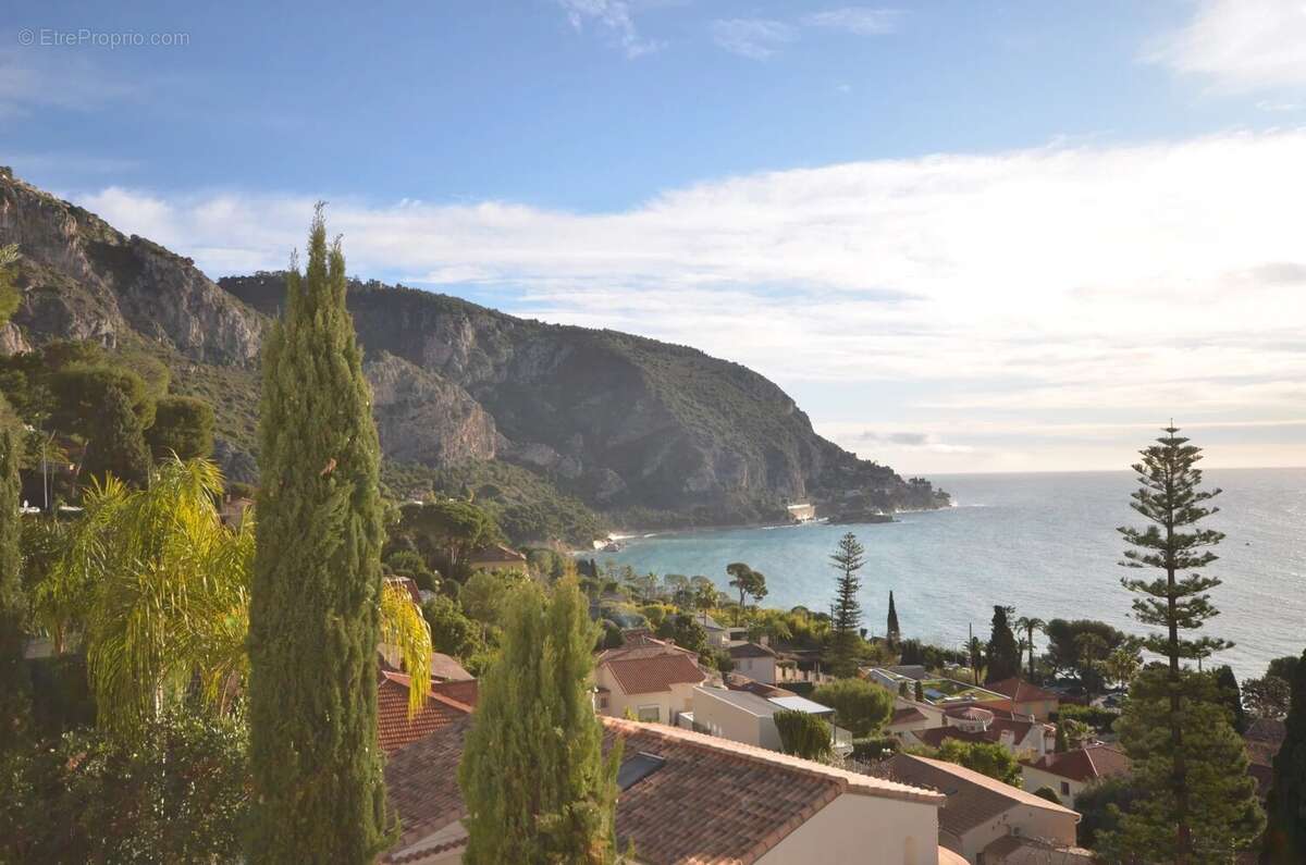 Maison à EZE