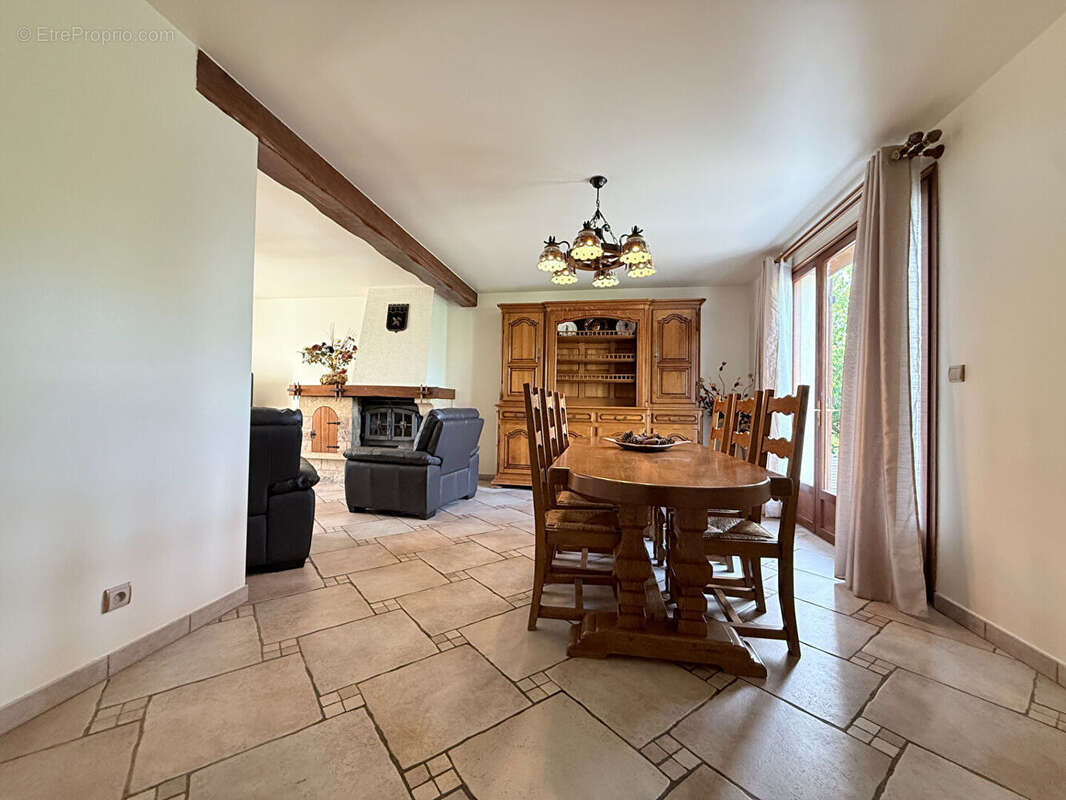 Maison à RIS-ORANGIS