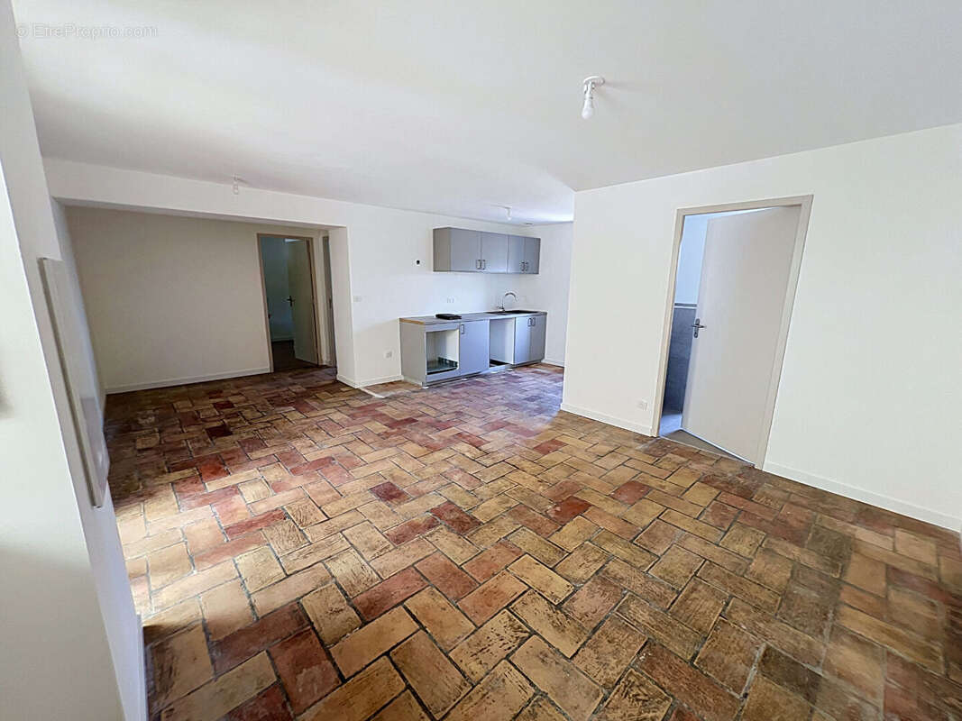Appartement à SAINT-SAVOURNIN