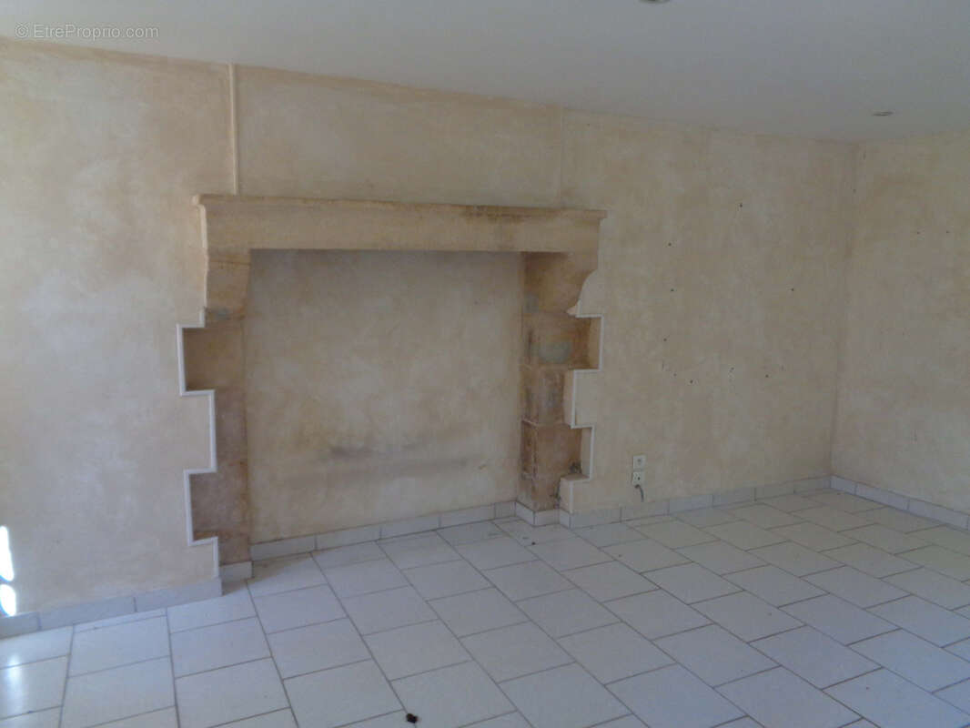 Maison à SAINT-BENIN-D'AZY