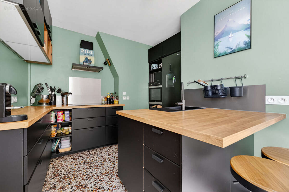 Appartement à PARIS-19E