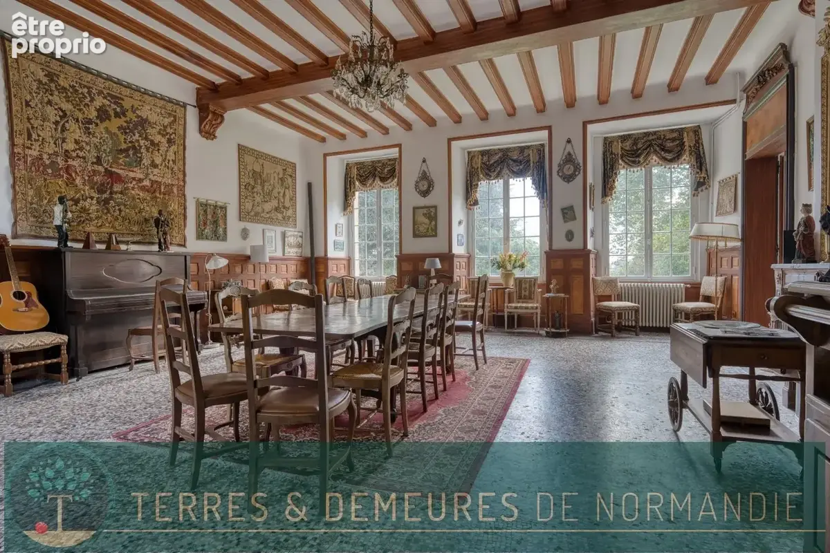 Domaine historique en normandie  château xviie & dépendances  4,5 hectares - photo 11