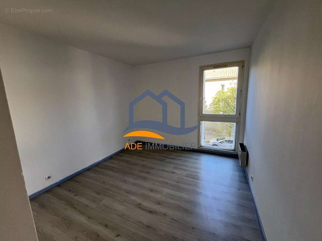 Appartement à EGUILLES