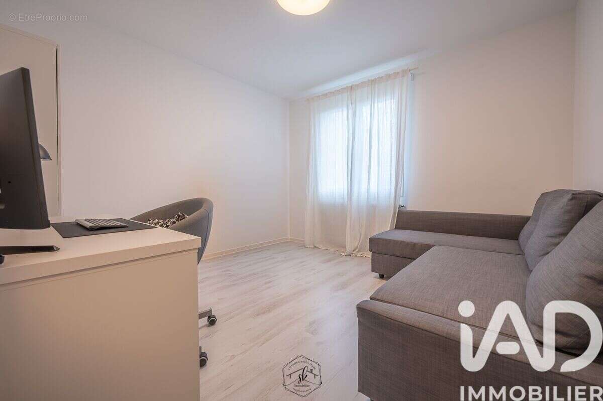 Maison 95 m² à Redange  - photo 6