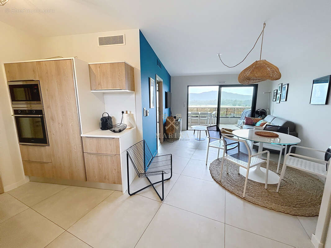 Superbe appartement une chambre - terrasse - proche centre de porto vecchio - photo 4