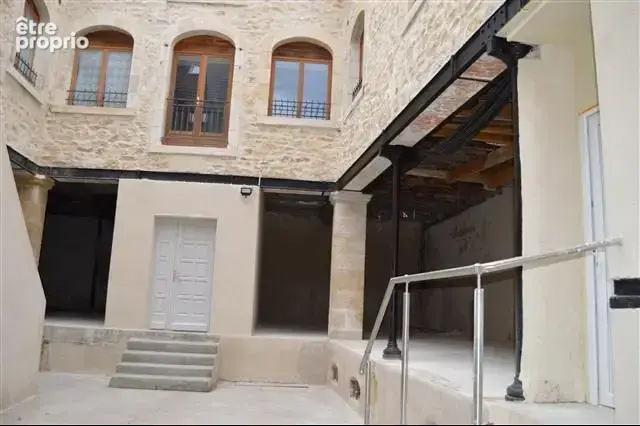 Appartement 17 m² à Saint-Amand-Montrond  - photo 2