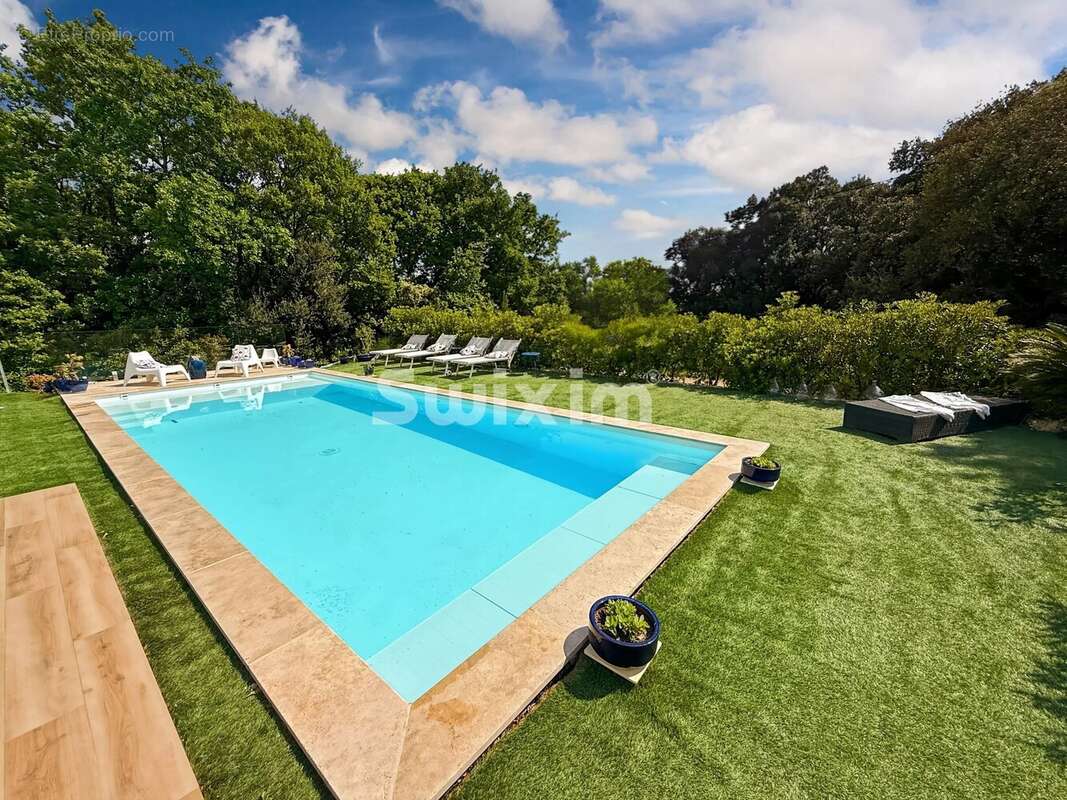 Maison à BOURG-SAINT-ANDEOL