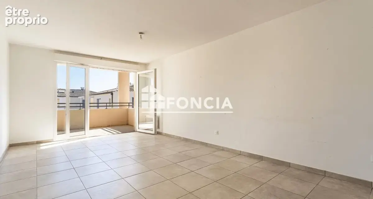 À vendre – Superbe T3 récent au Plan-du-Castellet, à seulement 10 minutes de Bandol - photo 2