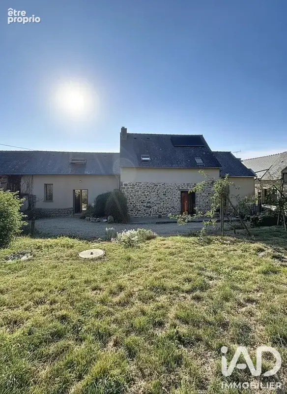 Photo 1 - Maison à DINGE