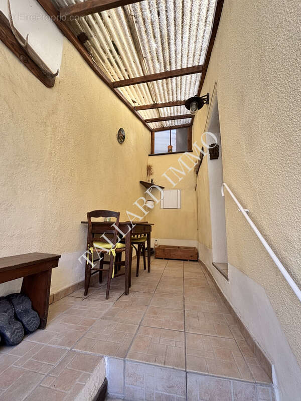 Maison à VALSERRES