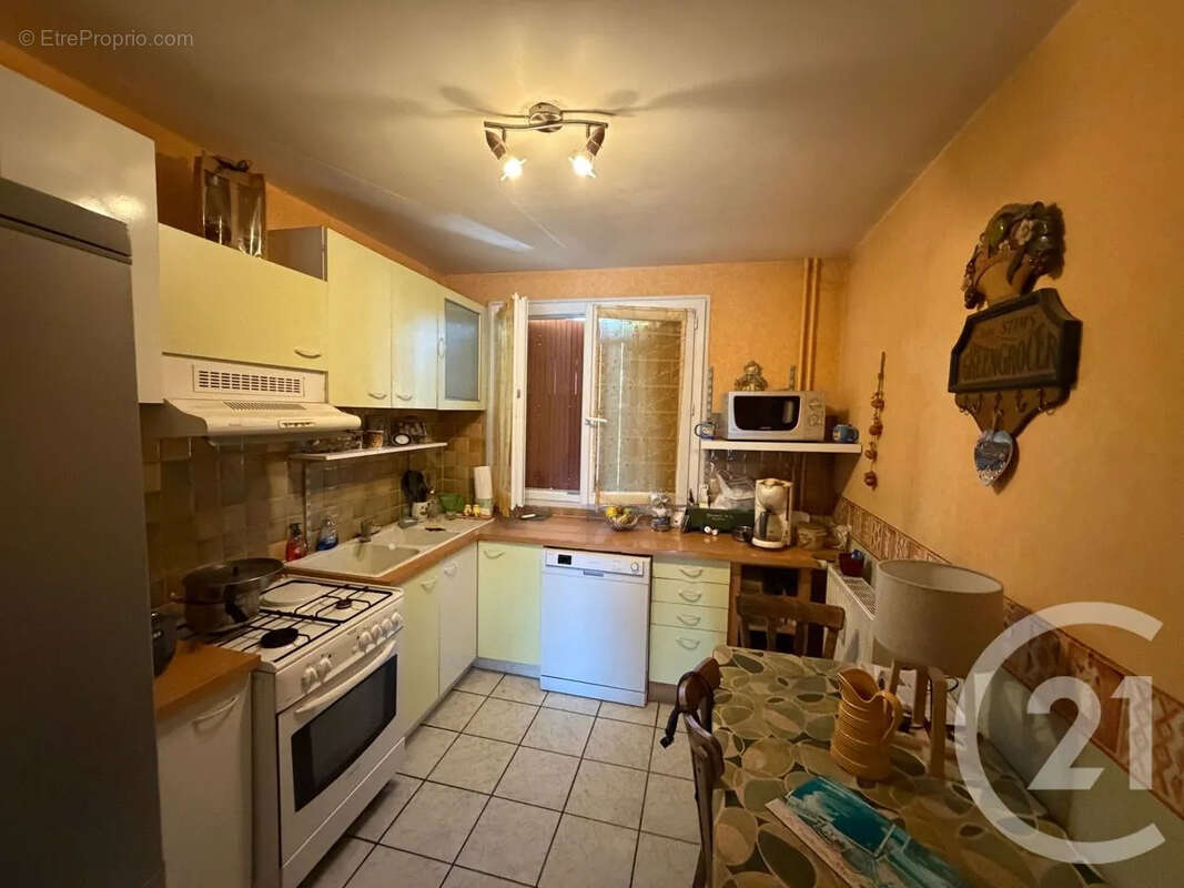 Appartement 69 m² à Aurillac  - photo 4