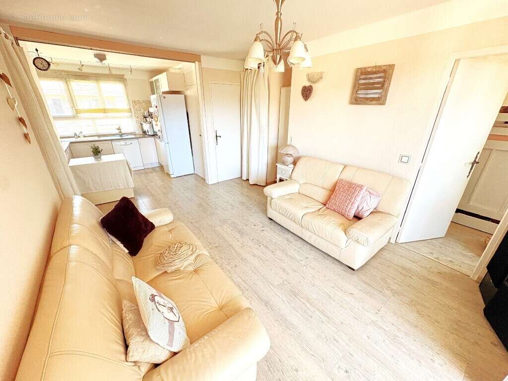 Appartement 55 m² à Annecy  - photo 7