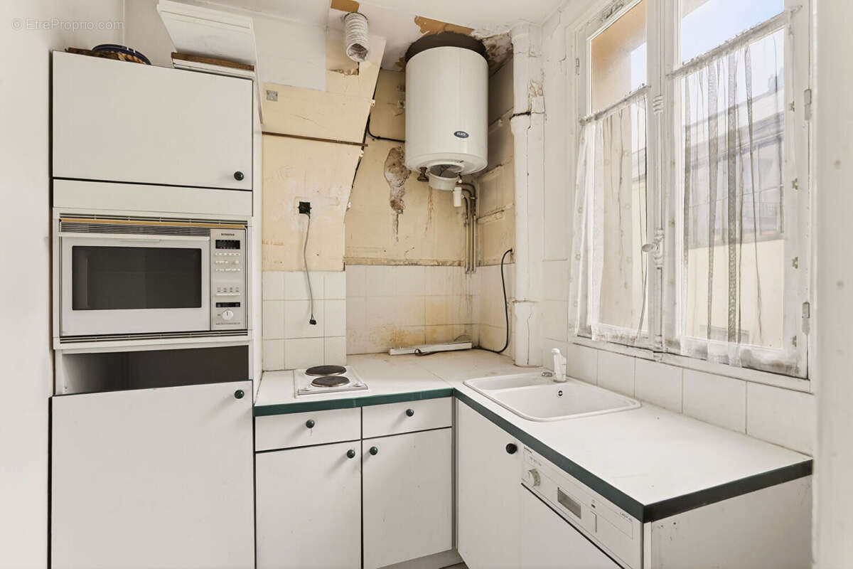 Appartement à PARIS-18E